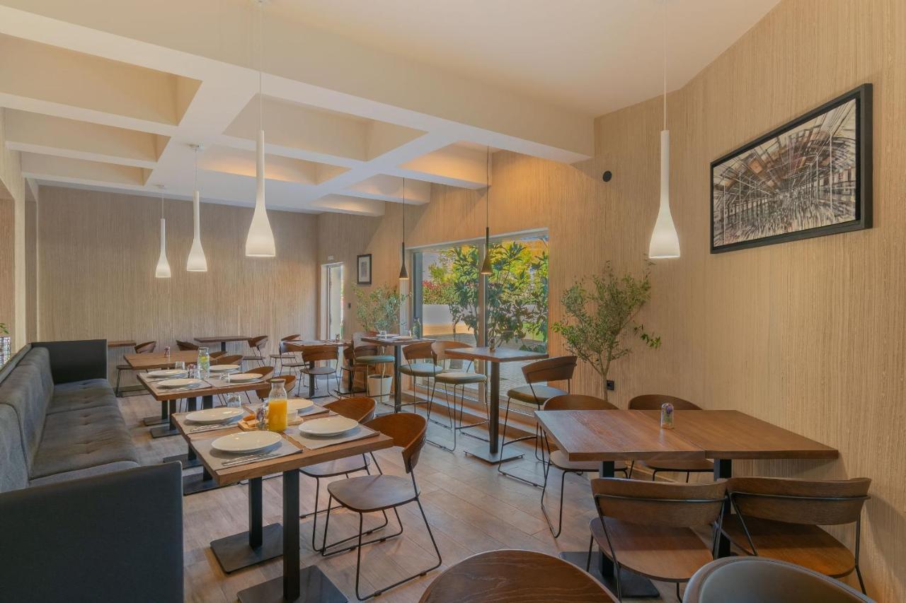 Hotel Osetia Garden Момчилград Екстериор снимка